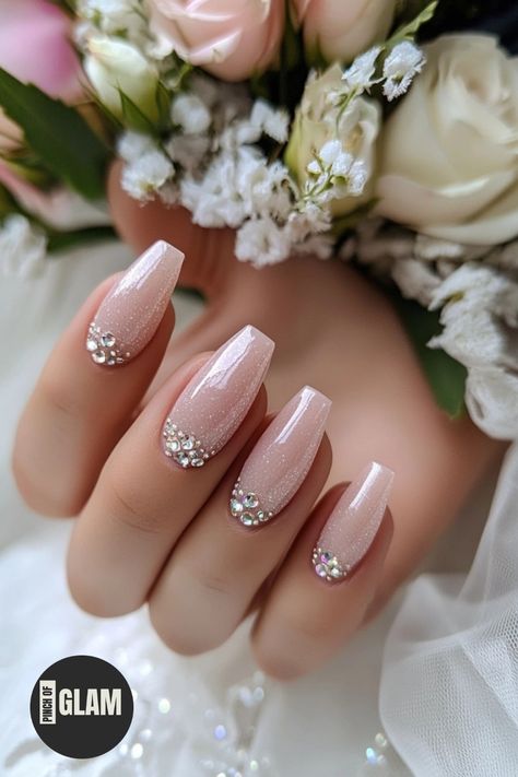 Get ready to say "I do" with the most fabulous fall wedding nails for the bride! Whether you're into classy acrylic styles or looking for trendy nail art ideas, we've got you covered. Embrace the cozy vibes of autumn with warm hues and elegant designs that will make your bridal look stand out on your special day. From glamorous metallics to delicate florals, these fall wedding nails will perfectly complement your stunning bridal ensemble. Wedding Nails For Bride Coffin, Wedding Nails For Bride Elegant, Wedding Nail Inspo For Bride, Nails For Wedding The Bride, Best Wedding Nails Brides, Wedding Nail Designs For Bride, Nails For Bride Wedding Day, Bride Nails Wedding Elegant, Wedding Nails For Bride Classy Bridal