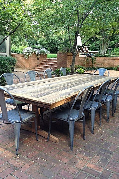 Patio Furniture Sets - Relax, we've got you covered. Here you'll be able to find all the supplies you need. Click to visit immediately. Rustic Patio Furniture, Rustic Farm Table, Farmhouse Patio, Rustic Patio, Rustic Porch, Outdoor Patio Table, Metal Pergola, Porch Furniture, Mesa Exterior