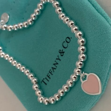 Tiffany & Co. Pink Heart Tag Bead Bracelet Tiffany And Co Heart Tag Bracelet, Tiffany Pink Heart Bracelet, Tiffany Bead Necklace, Tiffany Bead Bracelet, Pandora Bracelet Charms Ideas, Tiffany And Co Bracelet, Tiffany Box, Tiffany And Co Jewelry, Minecraft Modern