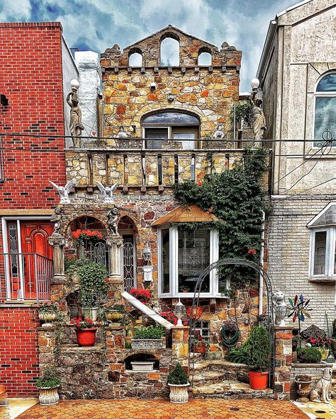 South Philadelphia Philadelphia Architecture, Architecture Reference, Victorian House, Space Ideas, Victorian Homes, Cityscape, City Photo, Philadelphia, Living Spaces