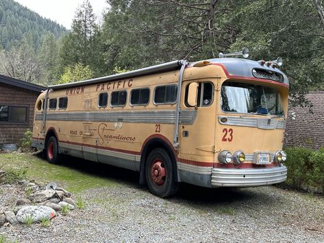 UPDATE: This bus has SOLD _______Click the link to learn more about this bus for sale. Old Buses For Sale, Tour Buses For Sale, Bus Conversion For Sale, Remote Control Cars Toys, Buses For Sale, Remote Control Cars, Bus Coach, School Bus, Transportation