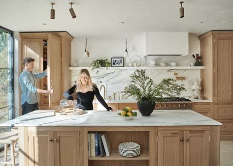 White Wash Oak Floor, Neptune Kitchen, White Oak Kitchen, Basement Reno, Oak Kitchen, Kitchen Inspiration Design, Counter Tops, Kitchen Projects, Wood Kitchen