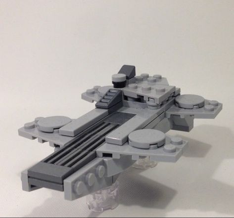 Lego Bots, Lego Ww2, Lego Micro, Construction Lego, Micro Scale, Micro Lego, Lego Boards, Lego Diy, Lego Spaceship