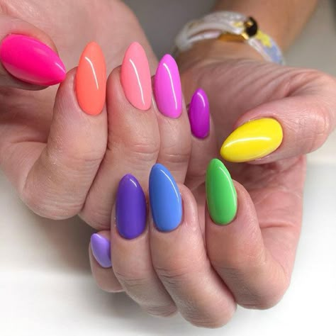 25 Best Spring Break Nails Designs - Nail Designs Journal Matte Rainbow Nails, Neon Pastel Nails, Rainbow Nails Design, Multicolored Nails, Spring Break Nails, Summer Gel Nails, Broken Nails, Colorful Nails, Spring Nail Art