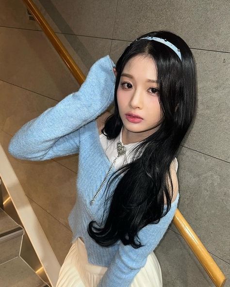 Blue And White Outfits, Nmixx Sullyoon, Asian Eyes, January 12, Pre Debut, Angel Face, Asian Hair, Cute Poses, Korean Hairstyle