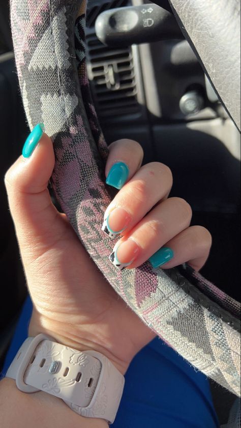 Acrylic Nail Lavender, Cute Summer Country Nails, Cow Print Nails Turquoise, Turquoise Country Nails, Simple Country Nail Ideas, Western Easter Nails, Short Square Western Nails, 4h Nails Designs, Light Blue Western Nails