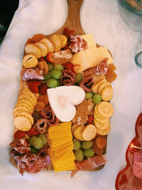 Preppy Charcuterie Board, Galentines Party Charcuterie Board, Galentines Charcuterie Board, Vday Charcuterie Board, Heart Shaped Charcuterie Board, Charcuterie Board Ideas Valentines, Galentines Charcuterie Board Ideas, Valentine Charcuterie Board Ideas, Valentine’s Day Charcuterie Board