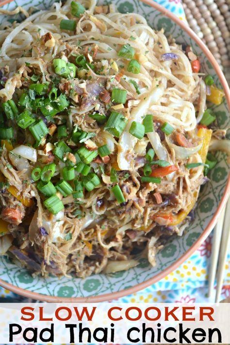 Crock Pot Pad Thai, Crockpot Pad Thai, Thai Chicken Recipe, Pad Thai Chicken, Slower Cooker, Butter Noodles, Cleaner Eating, Chicken Pad Thai, Vegan Entrees