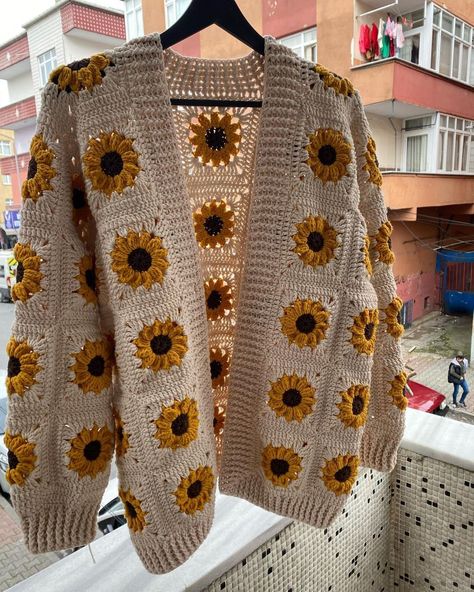 Welcome to VenusArt 🌻This magnificent sunflower cardigan can be yours for this price! Hurry up so you don't miss it!! I produce my products specially for you from cotton yarns. Owning this high quality product is not far at all :) 🌻If you have a different color request, don't forget to write it in the notes section! 🌻If you want to see more products, click on this link and follow my instagram page. https://crochetvenusart.etsy.com https://www.instagram.com/crochetvenusart/ 🌻VenusArt workshop Sunflower Sweater Crochet, Sunflower Granny Square Sweater, Sunflower Crochet Cardigan, Sunflower Granny Square Cardigan, Sunflower Cardigan Crochet, Flower Cardigan Crochet, Daisy Granny Square Cardigan, Crochet Daisy Cardigan, Crochet A Cardigan