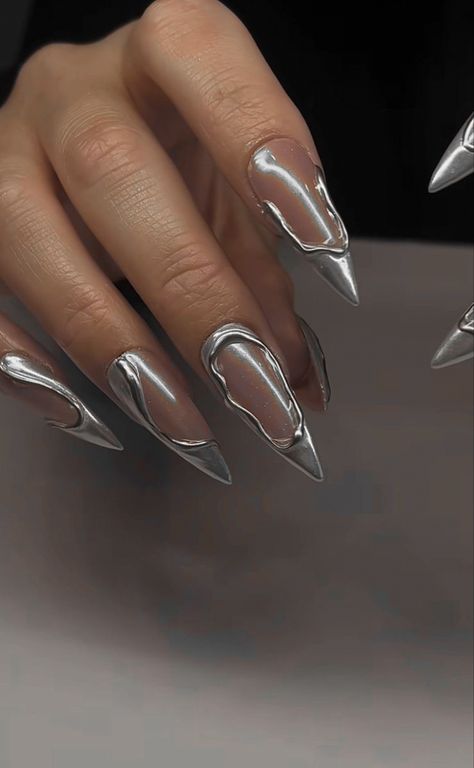 Silver Nails Coffin Shape, Glamorous Birthday, Chrome Nail Designs, Birthday Nail Designs, Chrome Nails Designs, Wow Nails, Chrome Nail, Swarovski Nails, Matte Nails Design