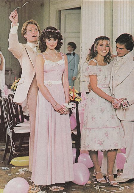 1970s dresses 60s Prom, 70s Prom Dress, 70s Prom, Just Seventeen, 60s 70s Fashion, Seventies Fashion, Seventeen Magazine, Vintage Prom, Prom Dresses Vintage