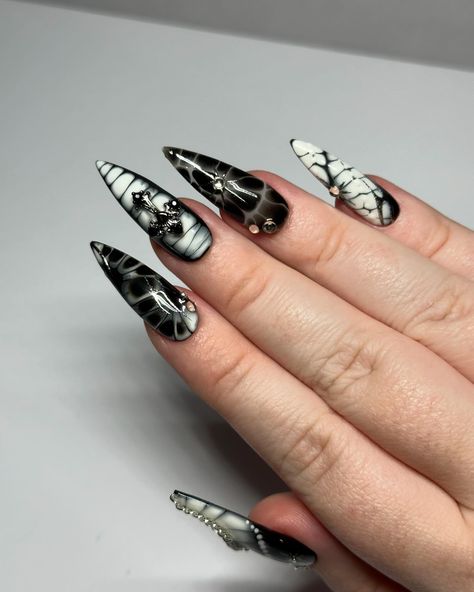 Absolutely in love with this set 🤍🖤😍 Available now on my Etsy or DM to buy 🤍 #pressonnails #custompressonnails #customnails #falsenails #handmade #etsyseller #etsy #etsybusiness #smallbusiness #nailsnailsnails #nails #etsyshop #etsyhandmade #smallbusinessowner #supportsmallbusiness #blacknails #whitenails #bloominggel #monochrome #black #white #chains #chrome #chromenails #crosses #3Dgems #nailgems #nailart Black And White Blooming Gel Nails, Black Blooming Gel Nails, Blooming Gel Nails, Blooming Gel, Gel Designs, Gem Nails, Etsy Business, Chrome Nails, Black Nails