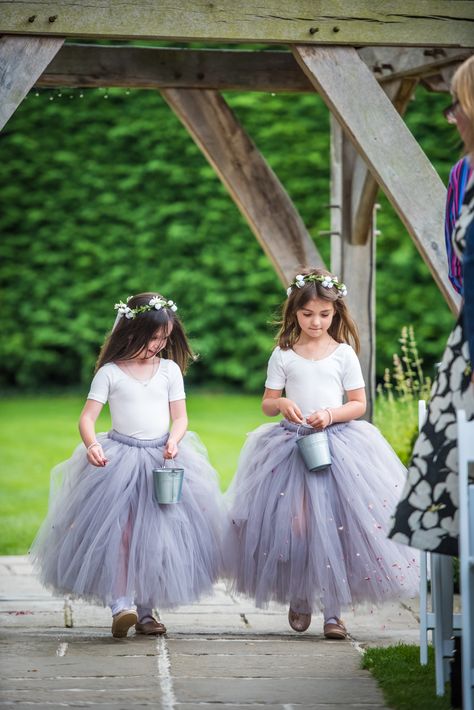 Communion Dresses Lace, Cupcake Wall, Grey Flower Girl Dress, Gray Tutu, Tutu Flower Girl Dress, Gray Flower Girl, Prom Dress Short Lace, Flower Girl Dresses Vintage, Girl Tutu Skirt