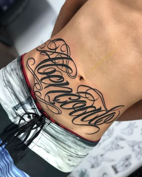 Men Chest Tattoo, Girl Stomach Tattoos, Mens Body Tattoos, Cute Foot Tattoos, Husband Tattoo, Side Neck Tattoo, Tattoo Lettering Styles, Realistic Tattoo Sleeve, Gangsta Tattoos