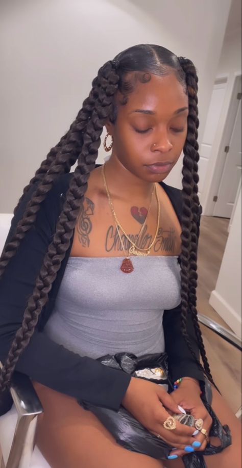 Thick Passion Twists Hairstyle, Jumbo Passion Twists Tutorial, Jumbo Passion Twists Big Parts, Passion Twists Large Parts, Jayda Braids, Passion Twists Hairstyle Claw Clip, Quick Braid Styles, Passion Braids, Braids Jumbo