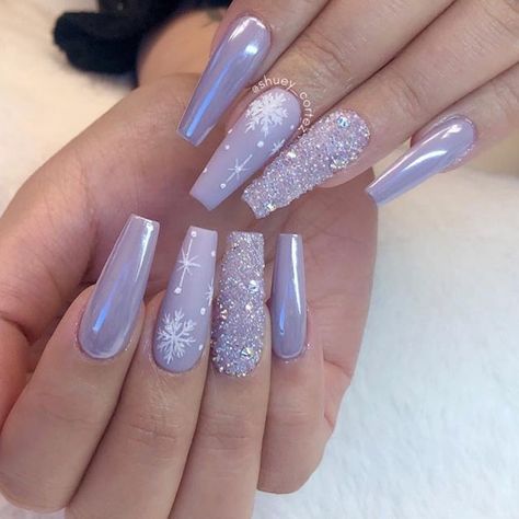 Nail Colors For January, Colors For January, Winter Nails Acrylic, Nail Colors Winter, Sweater Nails, Nail Design Inspiration, Christmas Nail Art Designs, Christmas Nails Acrylic, Nails 2020