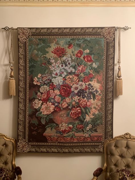 Carpet Hanging On Wall, Unique Wall Ideas, Gold Couch, Classic Furniture Design, Castle Aesthetic, Decoupage Furniture, Casa Vintage, Wall Rug, Set Decor