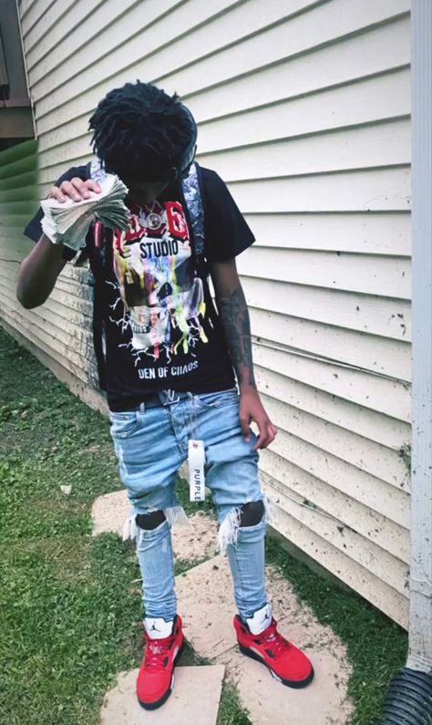 Hood Style, Drippy Outfit, Thug Style, Black Tees, Drip Outfit Men, Outfits For Guys, Dope Outfits For Guys, Mens Fashion Streetwear, Cool Outfits For Men