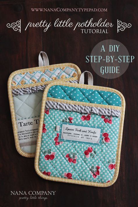 pretty little potholder tutorial by nanaCompany Pattern For Pot Holders, Patchwork Gifts, Potholder Tutorial, Scrap Projects, Burlap Projects, Crafty Fox, Quilted Potholders, Diy Step By Step, Window Seats