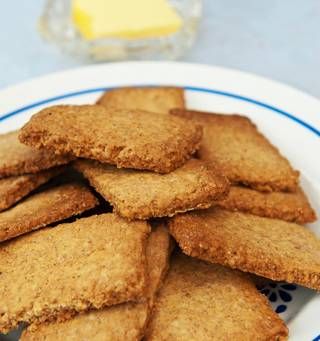 Bran Cookies Recipe, Oven Rack, Coconut Bread, Biscotti Recipe, Oat Cakes, Sweet Treats Recipes, Scone Recipe, Low Carb Breakfast, Healthy Cookies