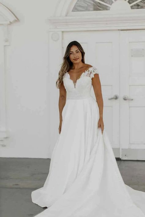 Stella York Style, Stella York Bridal, Stella York Wedding Dress, Wedding Dresses Blush, Ivory Gown, Plus Size Gowns, Blush Bridal, Stella York, Ball Gown Skirt