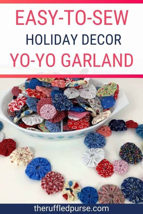 Yo Yo Wreath, Fabric Yoyos How To Make, Yo Yo Crafts, Flower Crafts Diy, Diy Fabric Garland, Yoyo Quilts, Yoyo Crafts, Easy Paper Crafts For Kids, Christmas Ball Ornaments Diy