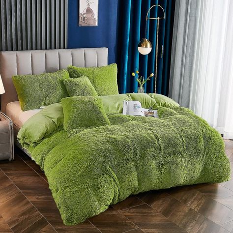 Yaoshuho Plush Fluffy Duvet Cover Queen Size Luxury Ultra Soft Shaggy Duvet Cover Set Faux Fur Comforter Bedding Set(1 Duvet Cover + 2 Pillow Shams), Green Comforter Quilt, Faux Fur Bedding, Fur Comforter, Fluffy Duvet, Fur Bedding, Velvet Duvet, Fluffy Bedding, Comforter Bedding Sets, Bedding Duvet