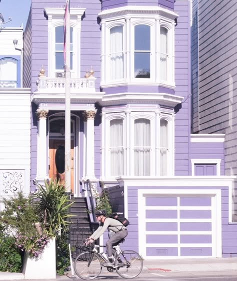 Purple And White House Exterior, Purple Color House Exterior, Danish Pastel House Exterior, Lilac Exterior House Paint, Light Purple House Exterior, Lavender Exterior House Color, Lavender House Exterior, Purple Exterior House Colors, Pastel House Exterior