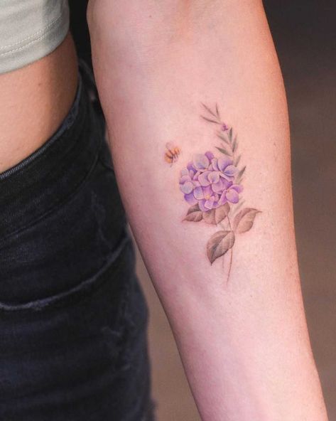 Hydrangea Tattoo Hip, Purple Hydrangea Tattoo, Hydrangea Flower Tattoo, Hydrangea Tattoos, Floral Tattoo Designs For Women, Gardenia Tattoo, A Rose Tattoo, Jasmine Tattoo, Hydrangea Tattoo