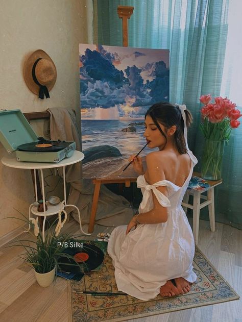 Rolled Magazine Art, Painter Photography, Portret Feminin, Cute Easy Paintings, Art Studio Room, Artist Aesthetic, Painting Of Girl, Art Organization, Arte Inspo