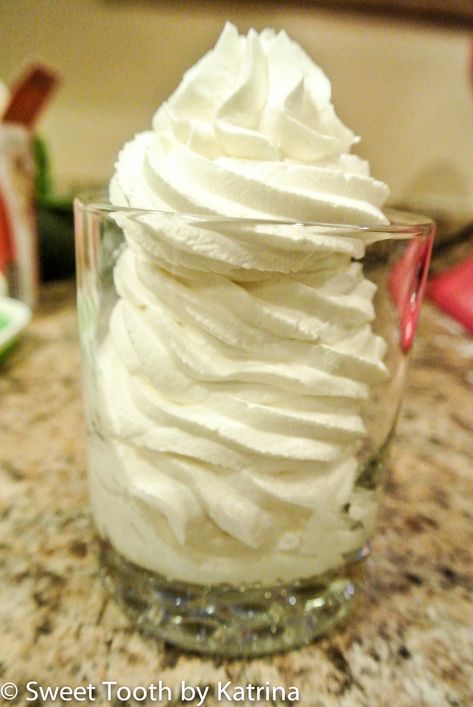 Whipped Cream Dispenser Recipe, Alcohol Infused Desserts, Whipped Topping Recipe, Apple Pie Moonshine Drinks, Infused Whipped Cream, Alcohol Cakes, Whipped Cream Recipes, Infused Desserts, Whipped Cream Dispenser