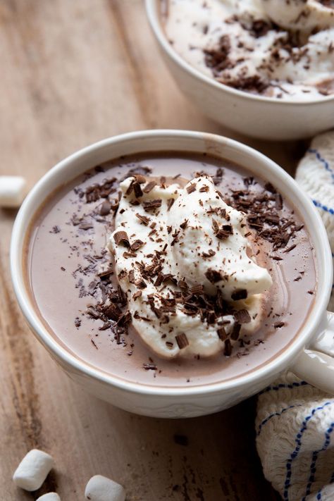 This high protein hot cocoa is rich, creamy, and ready in under 5 minutes. With over 30 grams of protein, this healthy homemade hot chocolate is made with chocolate protein powder in your microwave or stovetop. Easy and delicious! Healthy Homemade Hot Chocolate, Healthy Hot Cocoa, Protein Hot Chocolate, Dairy Free Tomato Soup, Healthy Winter Meals, 30 Grams Of Protein, Hot Chocolate Recipe, Homemade Hot Chocolate, Chocolate Recipe