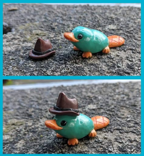 Clay Perry The Platypus, Funny Clay Sculpture, Perry The Platypus Clay, Clay Platypus, Clay Ideas Animals, Cute Polymer Clay Animals, Modelling Clay Ideas, Easy Clay Sculptures, Diy Air Dry Clay