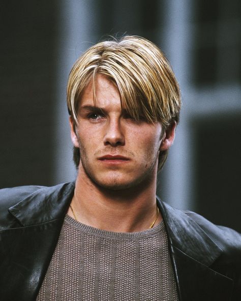 David Beckham Long Hair, David Beckham 90s, David Beckham Haircut, Beckham Hairstyle, Hairstyle 90s, Beckham Haircut, David Beckham Style Outfits, David Beckham Hairstyle, Beckham Hair