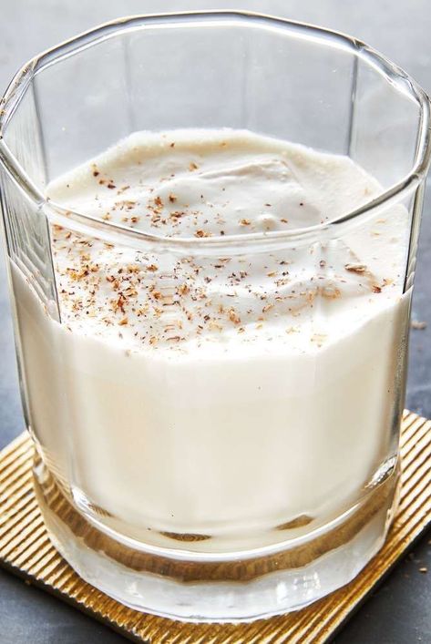 Milk Punch Recipe, Milk Punch, Alcoholic Punch Recipes, Creamy Cocktails, Alcoholic Beverage, Punch Recipe, Christmas Foods, Spiced Rum, Punch Recipes