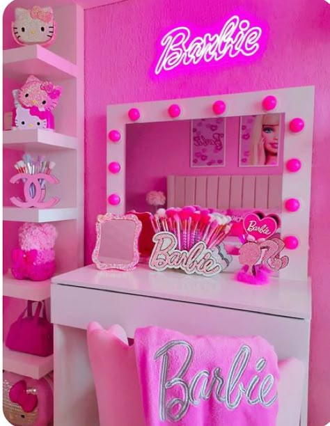 Pink Barbie Room Decor, Barbie Aesthetic Room Decor, Barbie Bedroom Aesthetic, Barbie Bedroom Decor, Barbie Aesthetic Room, Barbie Room Aesthetic, Barbie Themed Room, Girly House Decor, Barbie Bedroom Ideas