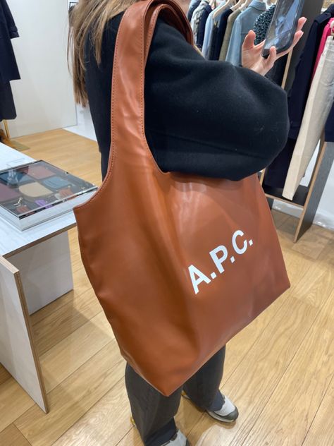 Apc Bag Outfit, Fashion Grails, Realistic Wishlist, Apc Bag, Manifesting 2024, Tote Bag Outfit, Fashion Atelier, Dream Bag, Bag Business