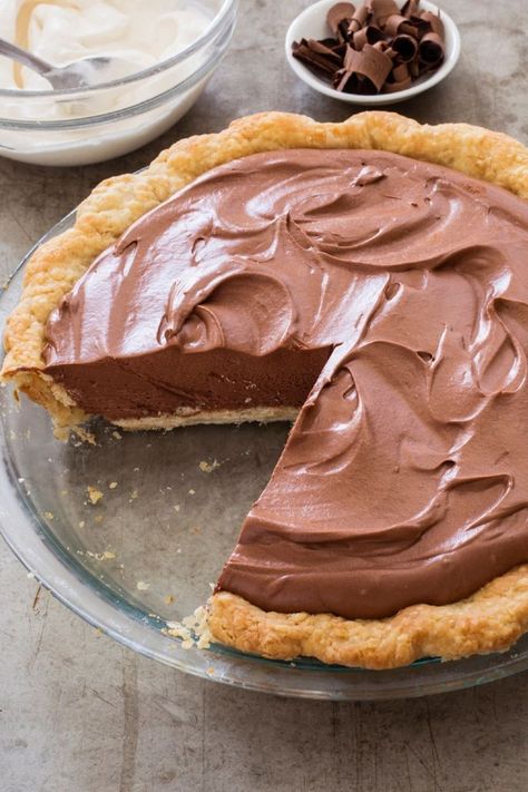 Single Crust Pie Recipes Desserts, Single Crust Pie Recipes, Creamy Desert, Deserts Board, French Silk Chocolate Pie, Silk Chocolate Pie, Choc Pie, Award Winning Recipes, Chocolate Desert