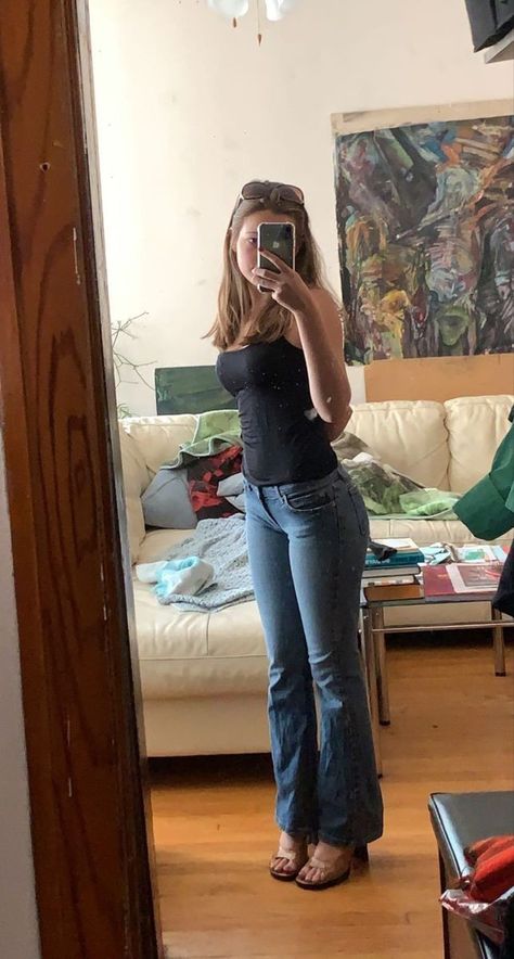 Low Rise Bootleg Jeans Outfit, Y2k Lowrise Jean Outfits, Cute Bellbottom Jean Outfits, Summer Bootcut Jeans Outfit, Lowrise Y2k Jeans, Y2k Jean Outfit, Fall Outfit Y2k, Low Rise Pants Outfit Y2k, Belbotm Jeans Outfit