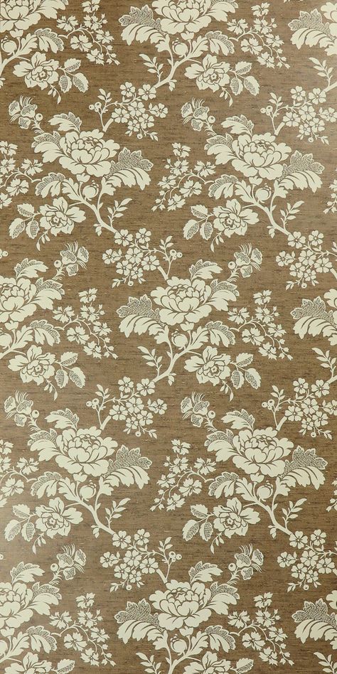 Floral wallpaper in dark brown and white Vintage wallpaper from the 70s is not glossy and textured in the background like wool fabric. This wallpaper is made of paper. Our wallpapers are all originals from the 1970s, some even older. No reprints, all real old! The wallpapers are all about 53.5cm wide. The wallpapers are sold per meter. If you put several meters in the shopping cart, you will receive the wallpaper in this length in one piece. A piece can be a maximum of 10 meters long. If you ord 1860s Wallpaper, Vintage Floral Wallpapers Aesthetic, 40s Wallpaper, 1900 Wallpaper, Victorian Wallpaper Iphone, Vintage Wallpaper Patterns Victorian, Dark Vintage Wallpaper, Dark Brown Wallpaper, Vintage Things