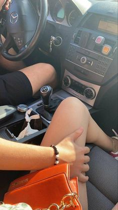 In Car With Girlfriend, Car Photos With Boyfriend, Car With Girlfriend, Physical Contact, Physical Touch, Cute Relationship Photos, My Kind Of Love, The Love Club, Cute Couples Photos