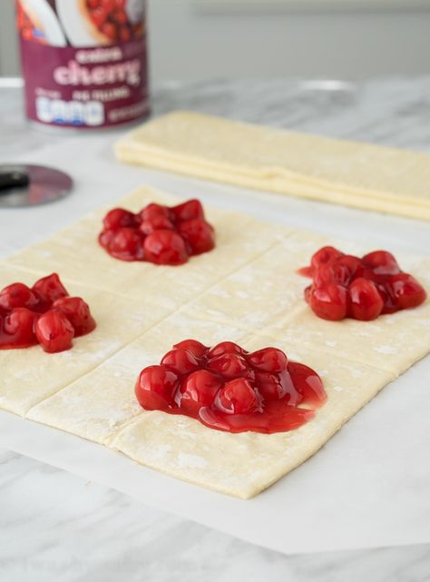 Super Easy Cherry Turnovers! Easy Cherry Turnovers, Cheese Strudel Recipe, Cherry Strudel, Crescent Roll Recipes Dessert, Pastry Treats, Cherry Turnovers, Puff Pastry Recipes Dessert, Cherry Recipes Dessert, Pastries Recipes Dessert