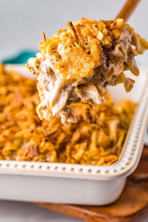 French Onion Beef Casserole - Kitchen Divas Easy Beef Casserole, Onion Beef Casserole, French Onion Beef Casserole, French Onion Dip Mix, French Onion Casserole, Creamy Noodles, French Onion Beef, Onion Casserole, French Onion Dip