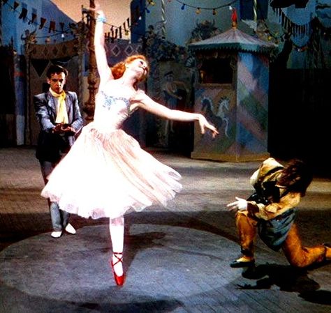 Moira Shearer, The Red Shoes, Modern Fairytale, Dance Lover, Dapper Day, Film Stills, Classic Movies, Ballet Dancers, Red Shoes