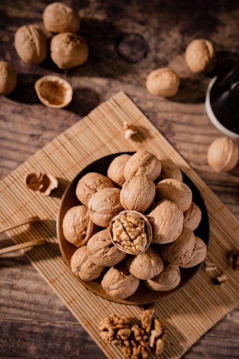 Dried Fruits Photography, Nuts Photography Styling, Walnuts Photography, Nuts Picture, Dried Fruit Photography, Dry Fruits Photography, Walnut Photography, Walnut Aesthetic, Pesto Nut Free