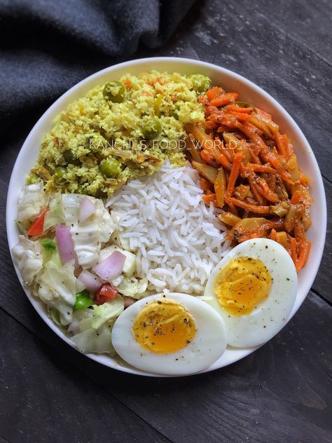 Indian Balanced Meal, Indian Balanced Diet Plate, Balanced Indian Meal Plate, Balanced Plate Meals, Healthy Food Plate, Indian Diet Recipes, Meal Plate, Delicious Food Image, Khana Khazana