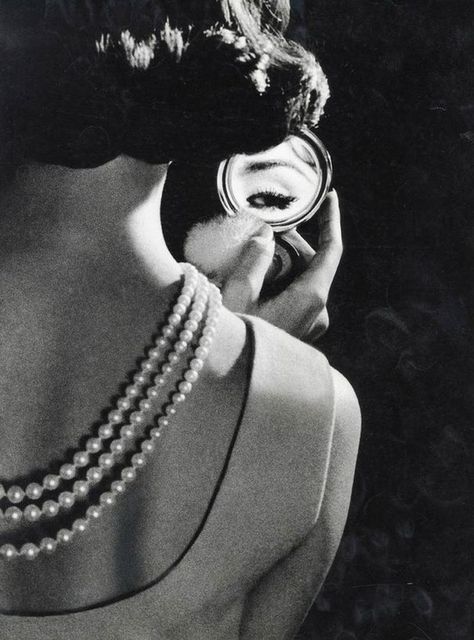 vintage glamour black and white photography couples | black and white, fashion, mirror, pearls, vintage eyes A Mirror, A Woman, Mirror, Black And White, White, Black