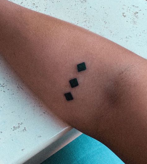 3 black diamonds representing the weeknd’s trilogy album The Weeknd Tattoo Trilogy, The Weeknd Tattoo Ideas Trilogy, Trilogy Tattoo, Trilogy Tattoo The Weeknd, Beauty Behind The Madness Tattoo, Xotwod Tattoo, Starboy Tattoo, Kissland Tattoo, The Weeknd Inspired Tattoos