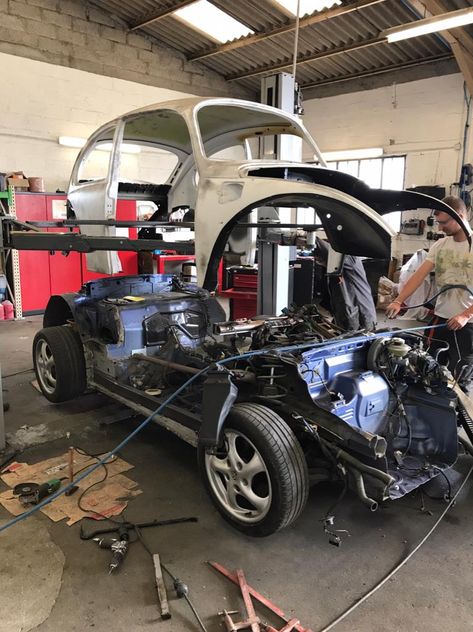 [NA] Chassis swap! '73 VW Beetle body on '90 Miata chassis - MX-5 Miata Forum Vw Rat Rod, Mx 5 Miata, Miata Mx5, Body On, Running Gear, Vw Bug, Vw Beetle, Kit Cars, Vw Beetles