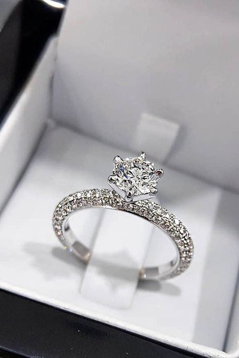 Best Engagement Rings That Every Bride Will Love ★ See more: https://ohsoperfectproposal.com/best-engagement-rings/ #engagementring #proposal Engagement Ring Tiffany, Twig Engagement Ring Set, Tiffany Wedding Rings, Guard Ring, Yellow Gold Sapphire Ring, Twig Engagement Ring, Future Engagement Rings, Trending Engagement Rings, Ring Trends